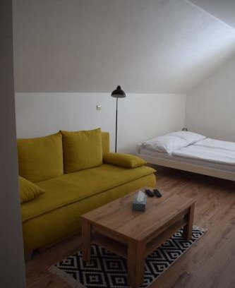 Circ House | Comfortable Stay at Penzión na Hranici Čirč with Breakfast