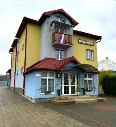 Stropkov House | Budget-Friendly Stay at Penzión Nezábudka with Breakfast