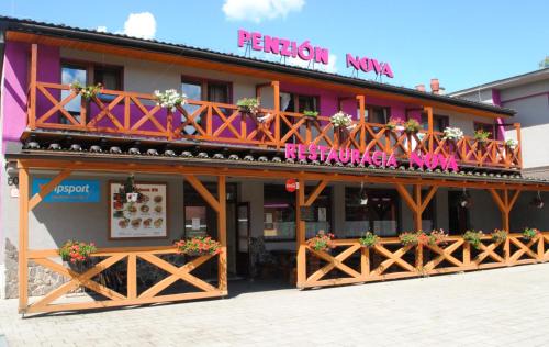 Spisska Stara Ves House | Enjoy Pet-Friendly Comfort at Penzión NOVA with Pool Access