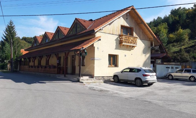 Omastina Hotel | Charming Penzión pri studničke Omastiná: Guest Rated 9/10