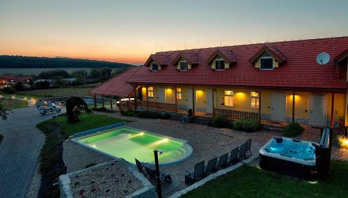 Velka Trna House | Penzión Tokaj Ostrožovič