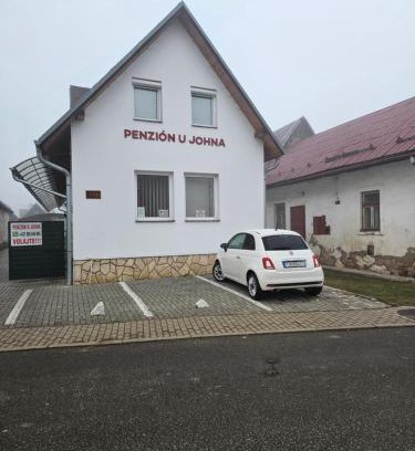 Vysne Ruzbachy House | Discover Penzión U Johna: Family-Friendly Retreat
