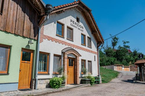 Dobsice House | Pet and Child-Friendly Stay at Penzion Černý Sklep