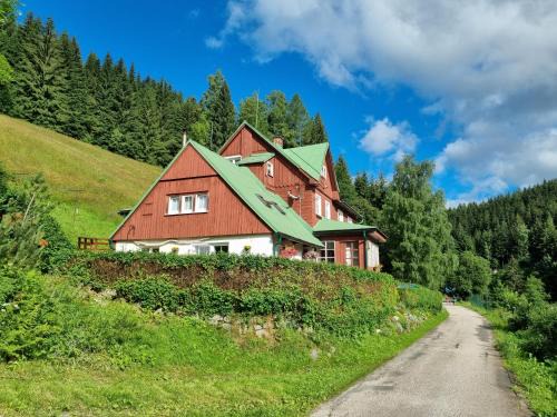 Pec pod Snezkou House | Exceptional Penzion ALENA: Family-Friendly with Hot Tub