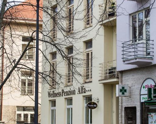 Podebrady House | Pet-Friendly Penzion Alfa Poděbrady with Spa & Breakfast