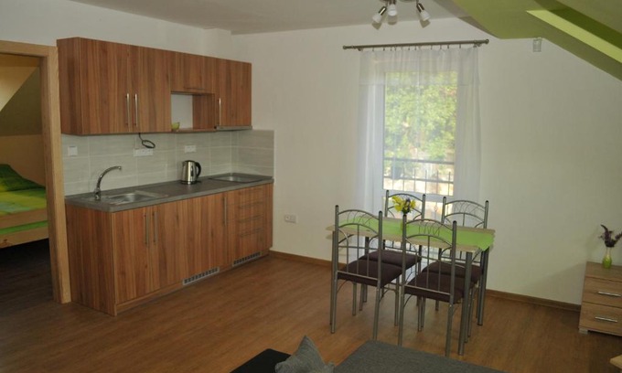 Dobrikov Apartment | Pet-Friendly Stay at Penzion Amalka Dobříkov - Rated 9/10