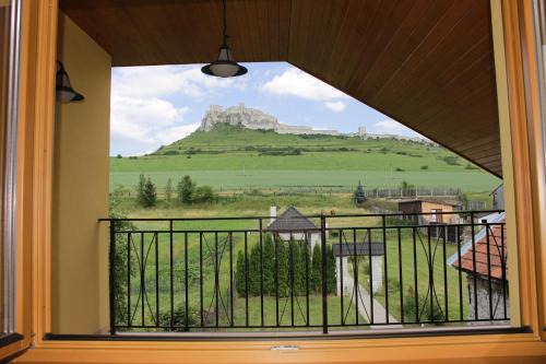 Spisske Podhradie House | Child-Friendly Retreat at Penzion Chalupka II with Hot Tub