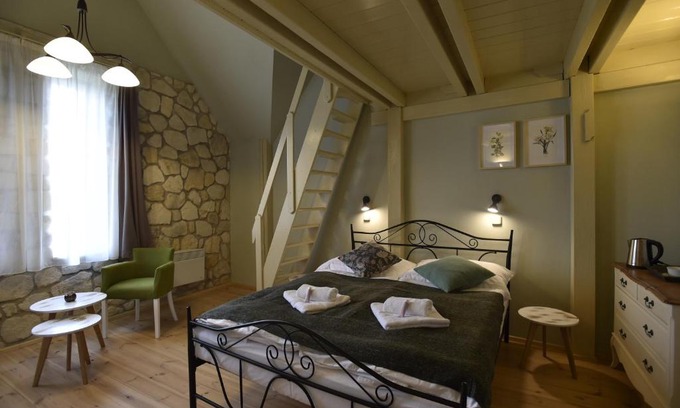 Sedlec House | Discover Penzion Dobré časy: Family and Pet-Friendly Retreat