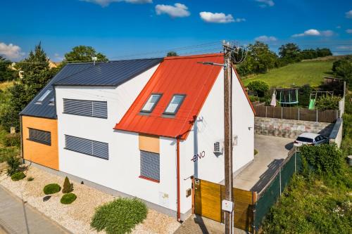 Kelcany House | Discover Penzion ENO: Family-Friendly with Hot Tub Access