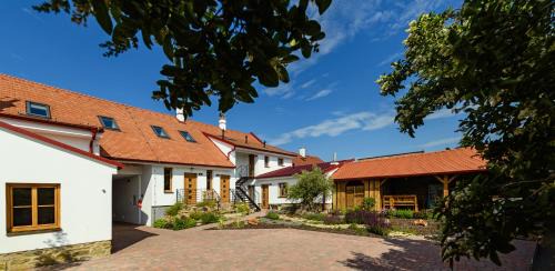 Mikulcice Apartment | Top-Rated Child-Friendly Stays at Penzion Folklór na Gruntě