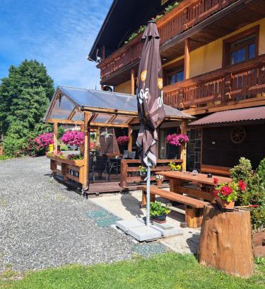 Zdiar House | Discover Penzion Havran: Exceptional Stay with Hot Tub