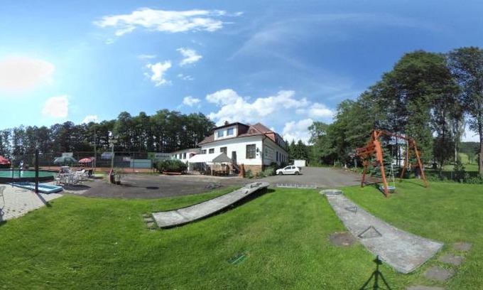 Kraliky House | Cozy Penzion Heřmanice: Family-Friendly with Pool & Breakfast