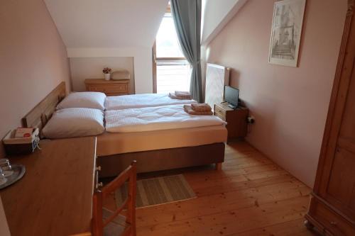 Litomysl House | Pet-Friendly Retreat at Penzion Jízdárna Suchá