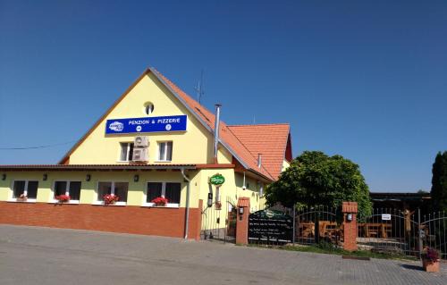 Pasohlavky House | Pet-Friendly Escape at Penzion Kometa - Rated 9/10!