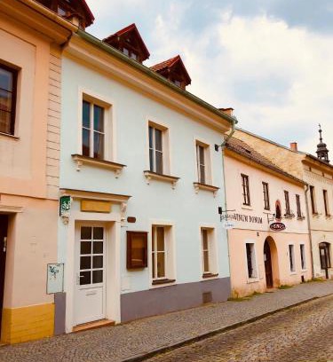 Litomerice House | Charming Penzion Laterna: Family-Friendly with Top Ratings