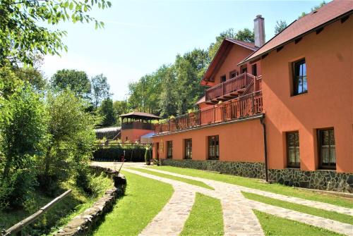 Milesov House | Discover Penzion Liškův Mlýn: Family-Friendly Getaway
