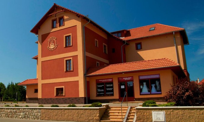 Uherske Hradiste House | Discover Penzion Na Stavidle: Family-Friendly Getaway