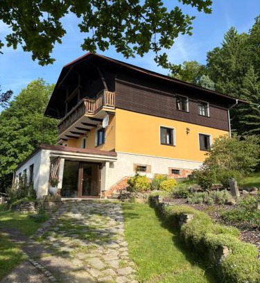 Dolni Podluzi House | Guest Rated: 9.7 at Apartmány Na Výsluní in Česká Švýcarsko