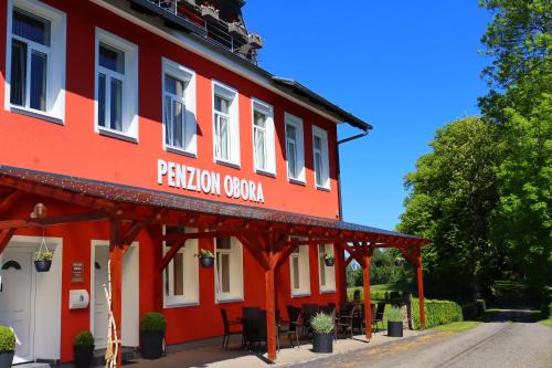 Obora House | Guest Rated Penzion Obora: Pet and Child Friendly Haven