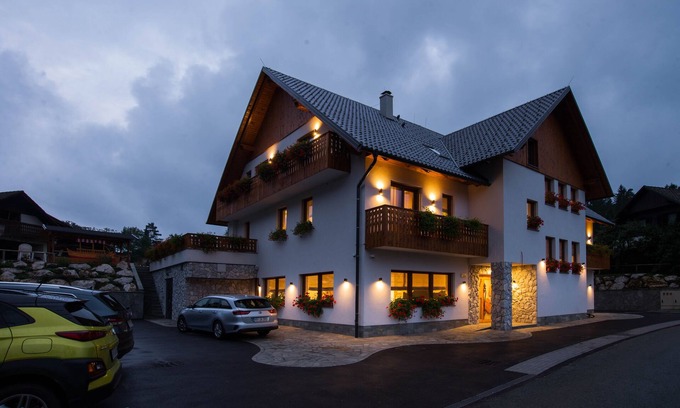 Bled House | Eco-Friendly Retreat at Penzion Pr Anzl - Guest Rated 9.8