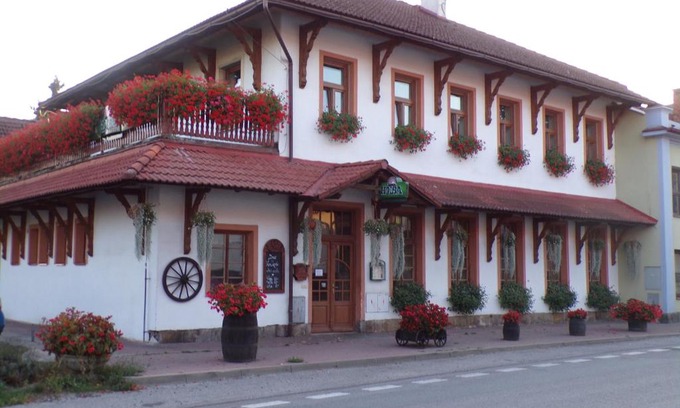 Libun House | Discover Penzion Restaurace u Helferů - Rated 9/10 Stay