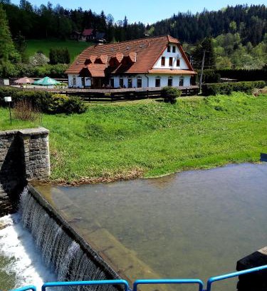 Mala Bystrice House | Guest Rated Penzion U Bušů: Family-Friendly Getaway