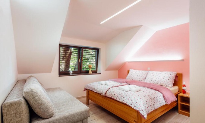 Hustopece House | Guest Rated 9.7: Family-Friendly Penzion U Harmáčků