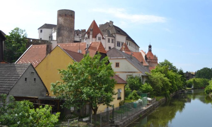 Jindrichuv Hradec Apartment | Cozy Penzion U Tomáše: Pet & Child Friendly Getaway