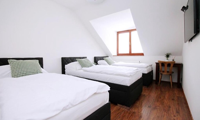 Mokra-Horakov House | Cozy Penzion u Zajíčku: Pet-Friendly Stay with Breakfast