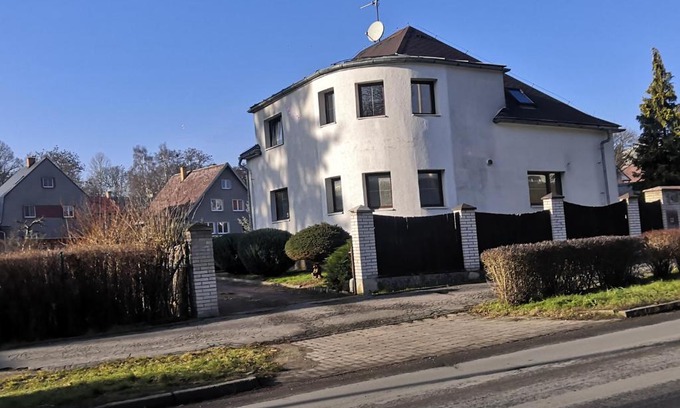 Ceska Lipa House | Pet-Friendly Haven Near the Park with Pool and Kitchen