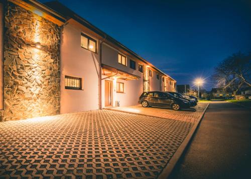 Blatnicka House | Relaxing Retreat at Penzion Víno Hruška Blatnička