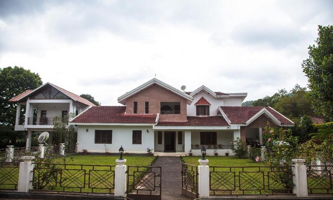 Mudigere House | Highly Rated Pepper Vines Homestay: Family-Friendly Escape