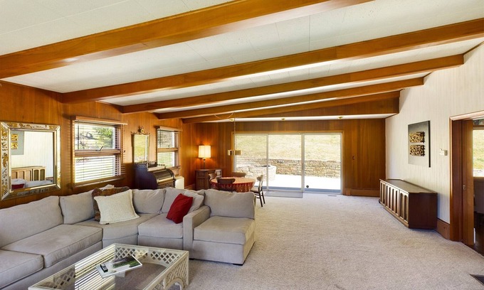 Downtown Phoenix House | Comfortable Executive Home with Spa & Child-Friendly Amenities