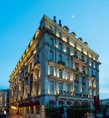 Pera Hotel | Elegant Pera Palace Hotel: 5-Star Retreat with Spa & Pool