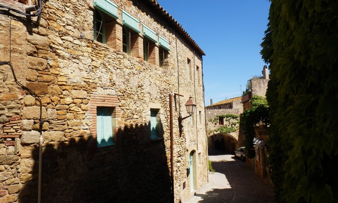 Peratallada Cottage | Experience Peratallada Country House: Guest Rated 10/10