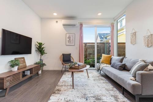 Capitol Hill House | Inviting Centro House E by Betterstay - Pet & Child Friendly