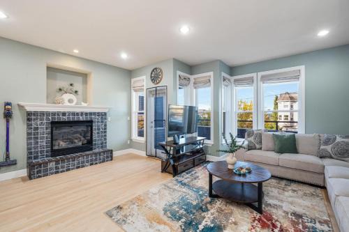 Fremont House | Family-Friendly Stay at Phinney Guest House by Betterstay
