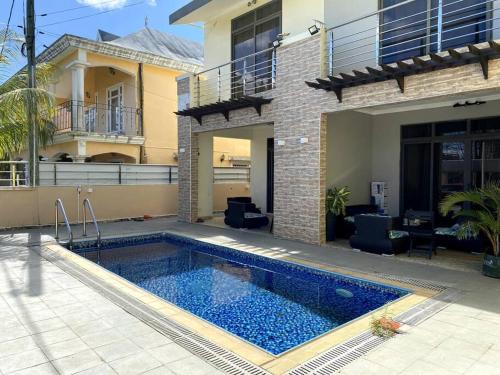 Pereybere Apartment | Pereybere Prestige Duplex
