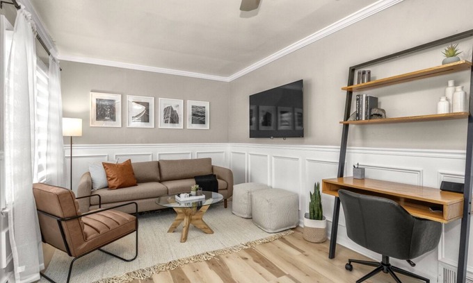Dearborn Heights House | Ideal 2BR Modern Ranch with Pet-Friendly Amenities