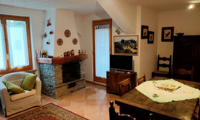Sauze d'Oulx Apartment | Ideal Apartment for Families, Featuring Breakfast & Kitchen