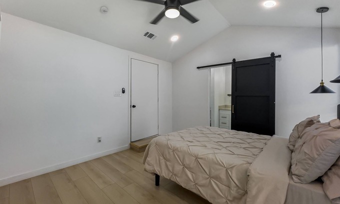 Arlington House | Convenient Arlington Midterm Rental with Spa & Breakfast