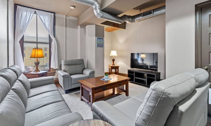 Downtown Syracuse Apartment | Inviting Comfort & Convenience in Syracuse, NY