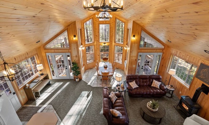 Coram House | Explore Glacier National Park Cabins: Top-Rated Family Getaway