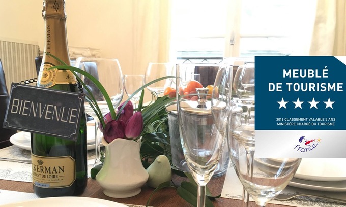 Saumur Apartment | Romantic Getaway in Saumur with Scenic Town Views