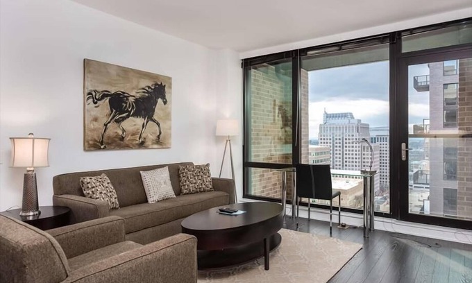 Reston Apartment | Convenient Retreat in Reston | Ideal for Commuters