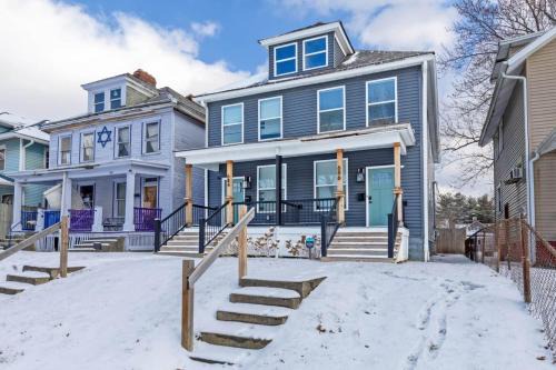 Livingston Park House | Perfect for companies