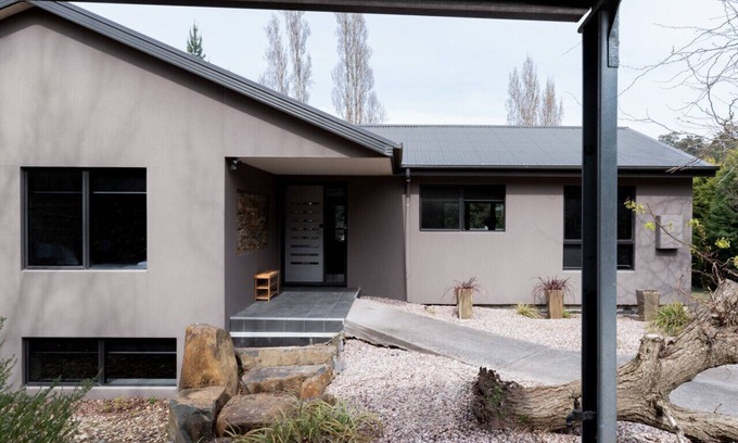 Norwood House | Perfect for groups and large families Sleeps 12