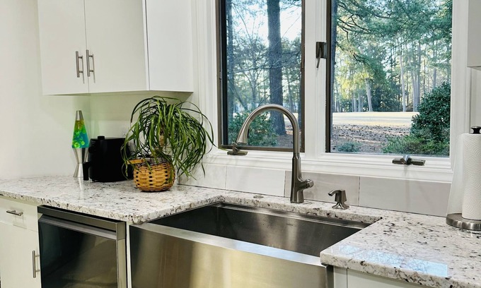 Pinehurst House | Ideal Retreat for US OPEN with Spa & Golf Access