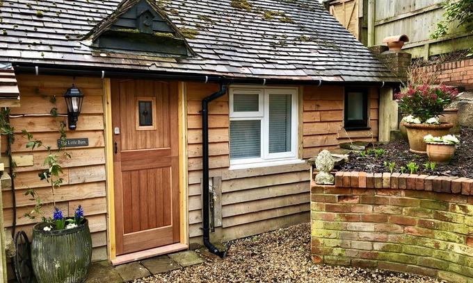 Hindhead House | Ideal Hotel for Walkers Near Goodwood & National Trust
