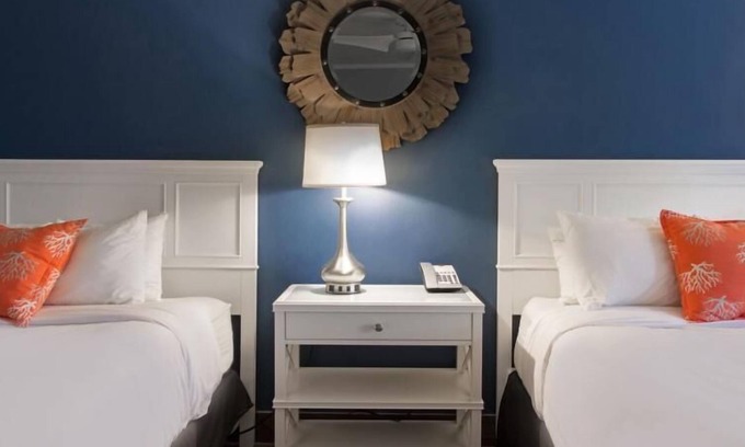 Marathon Resort | Perfect Getaway! 2 Spacious Units, Pool, Tennis, Parking, Near Beach